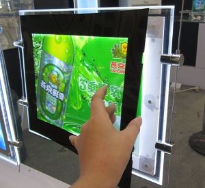 Vodio kristal lajt kutiju sa magnetnim koricama